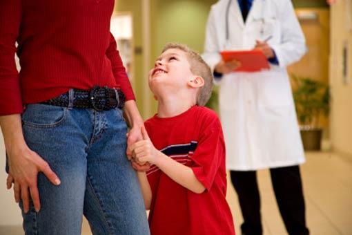 Comment se passe le retour à la maison après l'hospitalisation d'un enfant ?