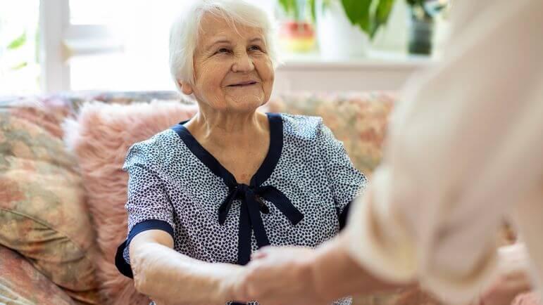 <p>L’HTA est la principale pathologie du sujet âgé : près des deux tiers des plus de 80 ans concernés.</p>