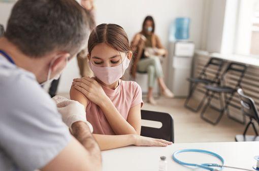 Plusieurs mesures ont été prises par les autorités de santé pour faciliter la vaccination des enfants de 5 à 11 ans (illustration).